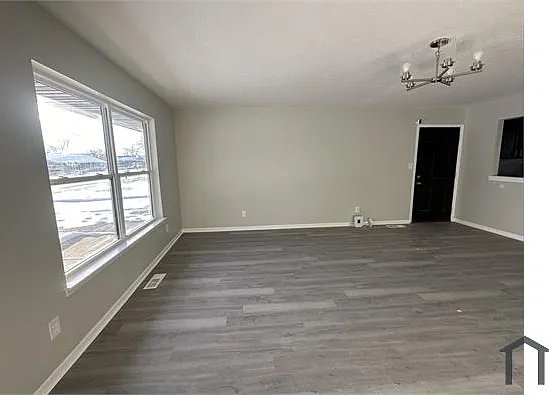 3409 Summerdale Ave — Photo 3