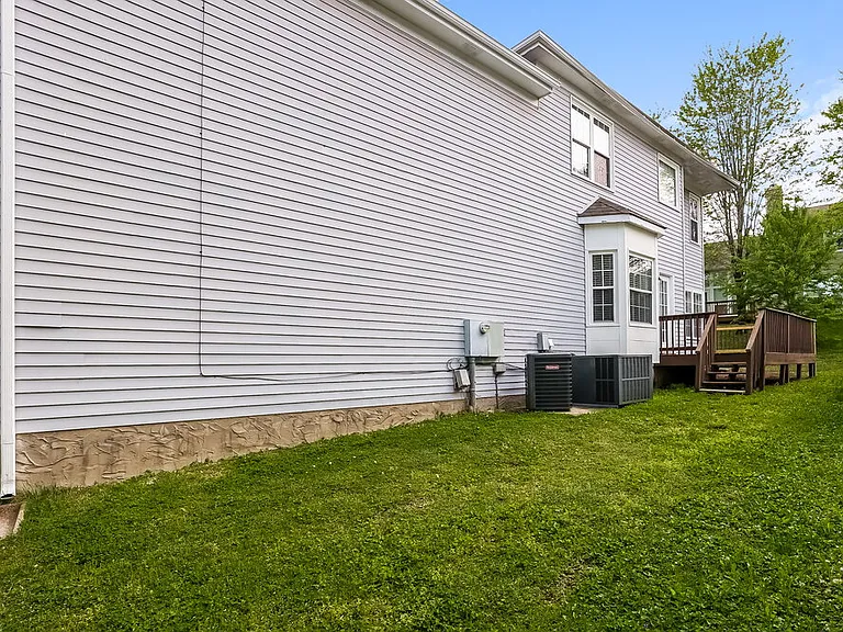 1472 Aaronwood Dr — Photo 17