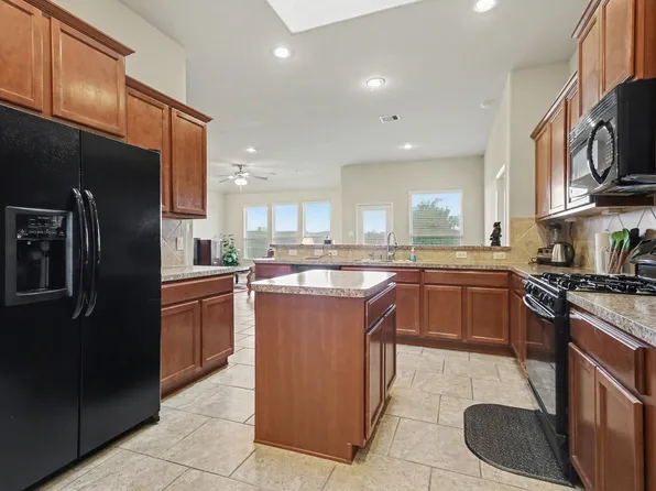 3415 Arrowhead Bay Ln, Katy, TX 77449