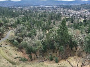 453 View Top Dr, Grants Pass, OR 97527