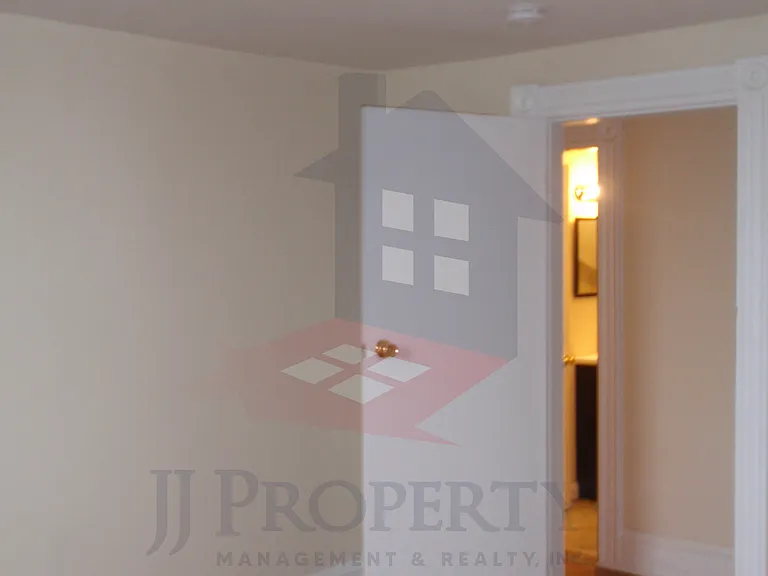 797 Elmwood Ave #3 — Photo 11