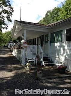 2nd image of 102 Penn Mar Dr