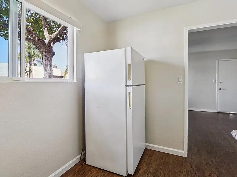 Astro Vista Apartments — Photo 10