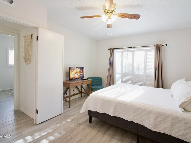 4614 N Stanton St #C17 — Photo 12