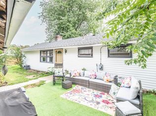 80 Haverhill Ave, Warwick, RI 02886