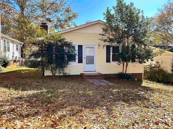 124 Brookview Cir, Greenville, SC 29605