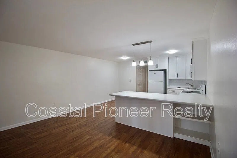 1 bed, 1.0 bath, 640 sqft, $1,250 — Photo 3