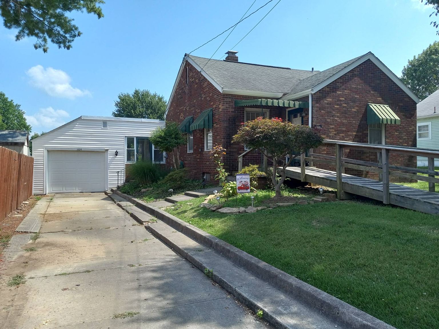 1604 Porter Ave, Lawrenceville, IL 62439 | MLS #11196168 | Zillow