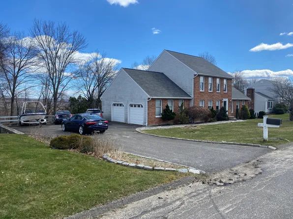 302 Neill Drive, Watertown, CT 06795