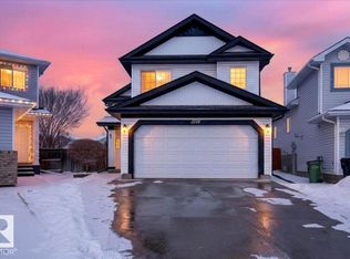 3518 18th St NW, Edmonton, AB T6T 1Z1