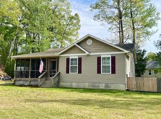 245 Fort King Dr, Colonial Beach, VA 22443