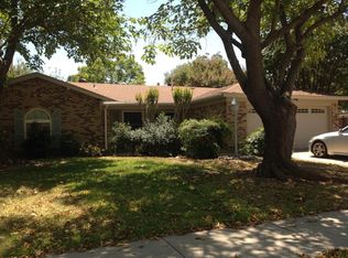 2004 Lexington Pl, Bedford, TX 76022
