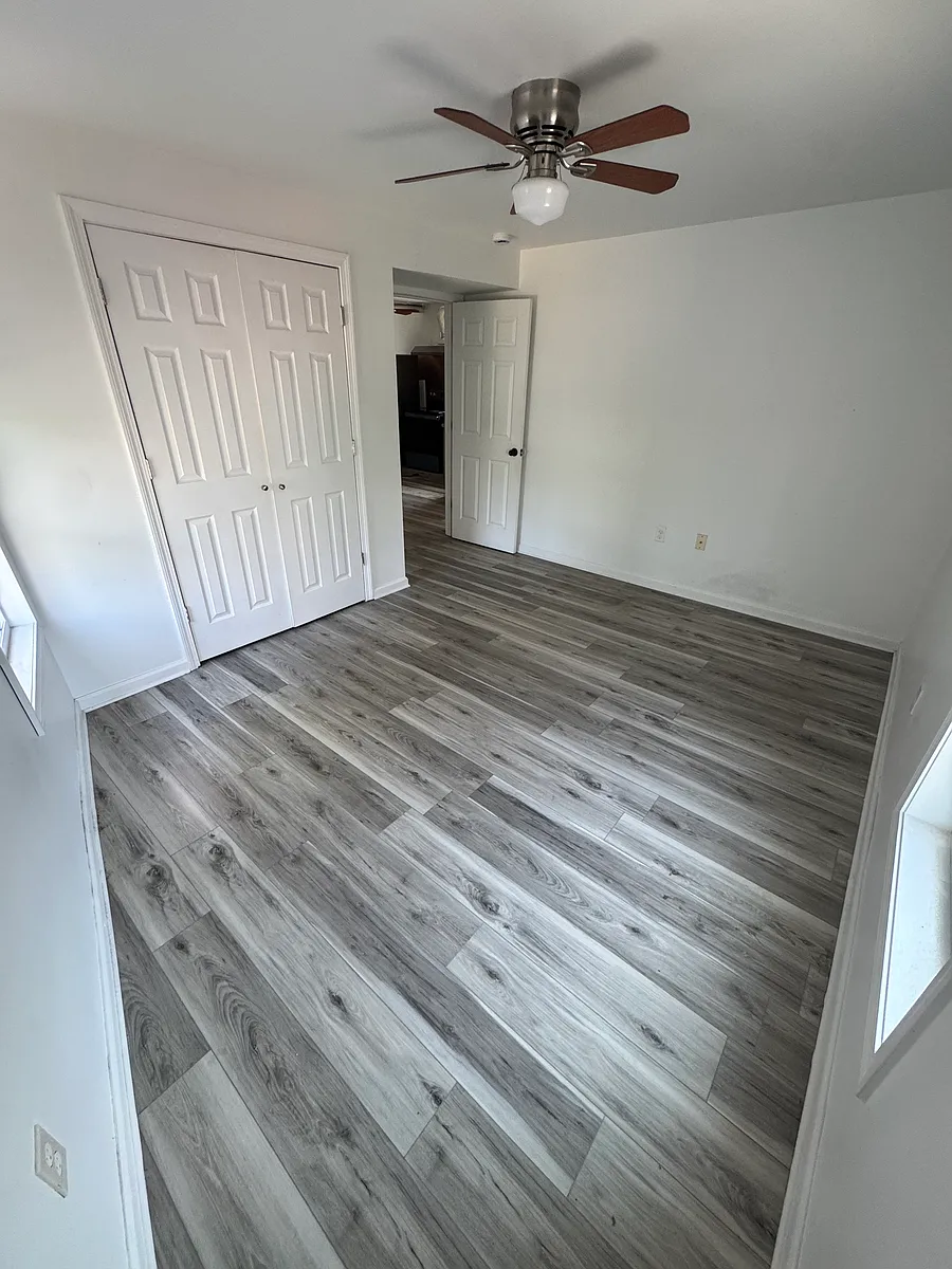 Building Photo - 93 Winchester Ave #2