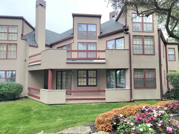 4375 Marin Woods Unit A, Pt Clinton, OH 43452