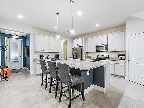 3rd image of 11706 Cambium Crown Dr