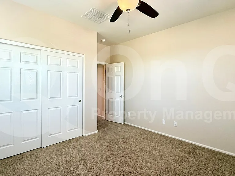 1095 E Rojo Way — Photo 11