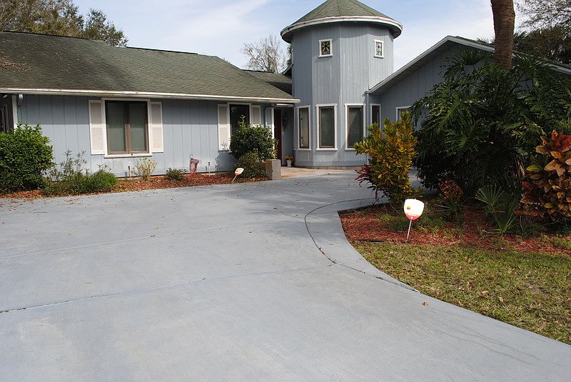 1st image of 4240 5th Pl