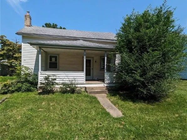 320 High St SE, Canal Fulton, OH 44614