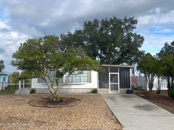 15520 Brookridge Blvd, Brooksville, FL 34613