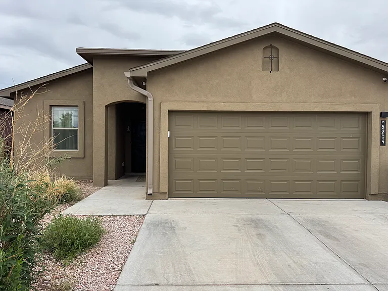 5204 Paseo Del Rio — Photo 2