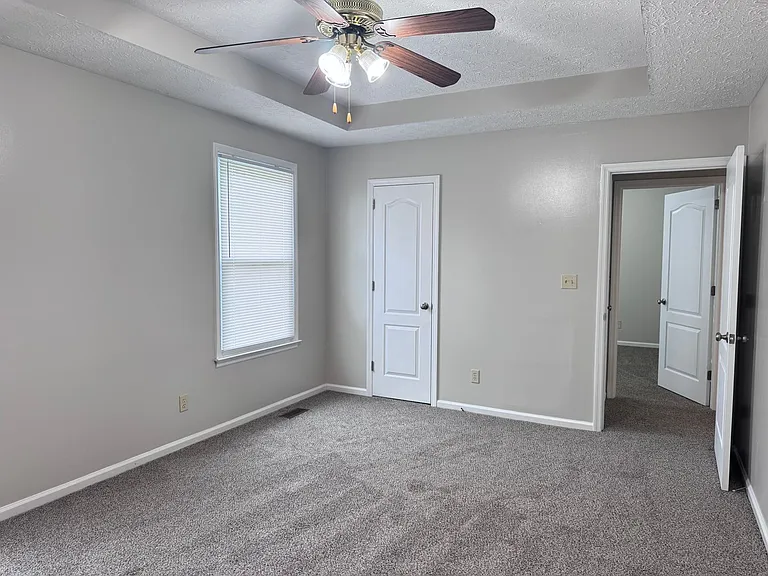 203 Melodie Dr — Photo 14