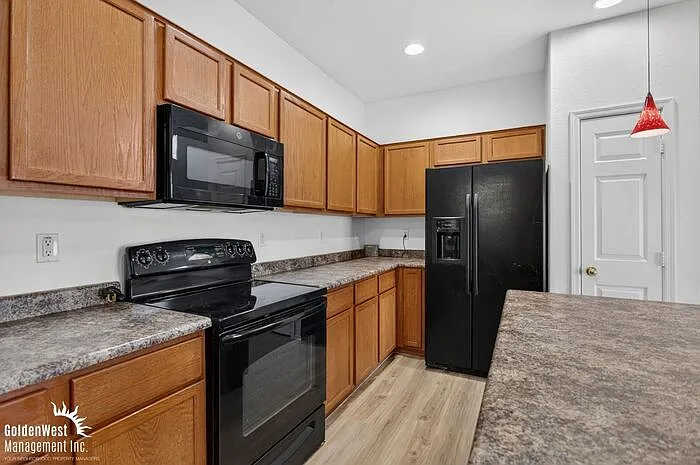 7117 S 7th Ln — Photo 6