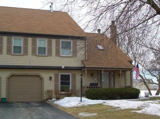 11731 Woodcreek Dr, Huntley, IL 60142