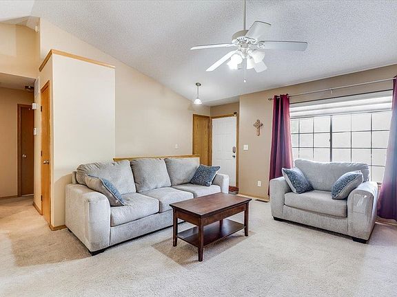 2nd image of 2746 N Parkridge Ct