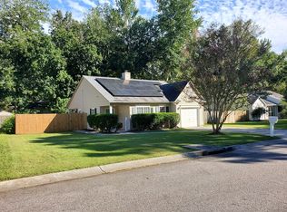 130 Chandler Dr, Ladson, SC 29456