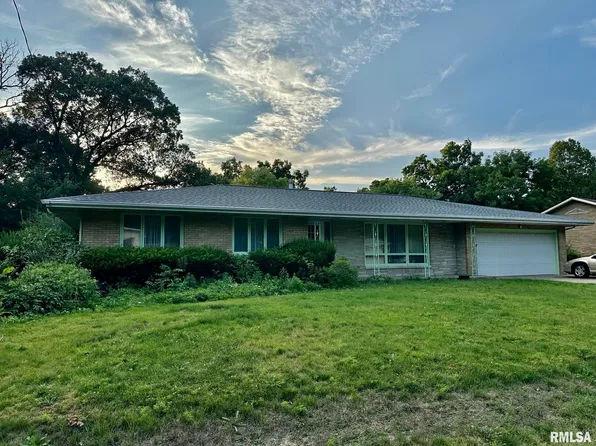 206 Fairoaks Ct, Bartonville, IL 61607