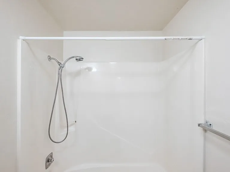 Meadow Green Townhomes — Photo 13