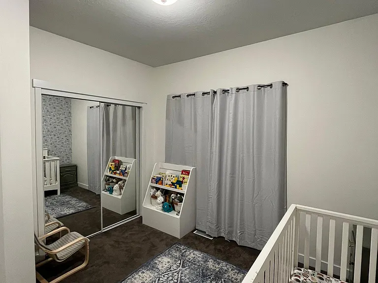 2nd bedroom