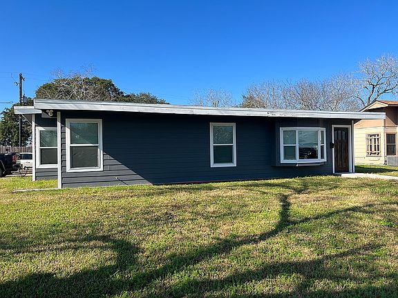 2nd image of 1819 Justice Dr