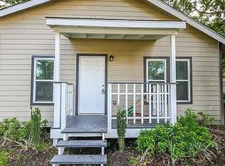 206 Travis St #B, Baytown, TX 77520