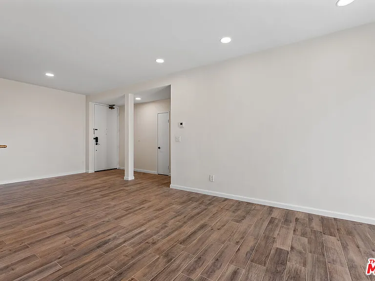 8707 Falmouth Ave #221 — Photo 3