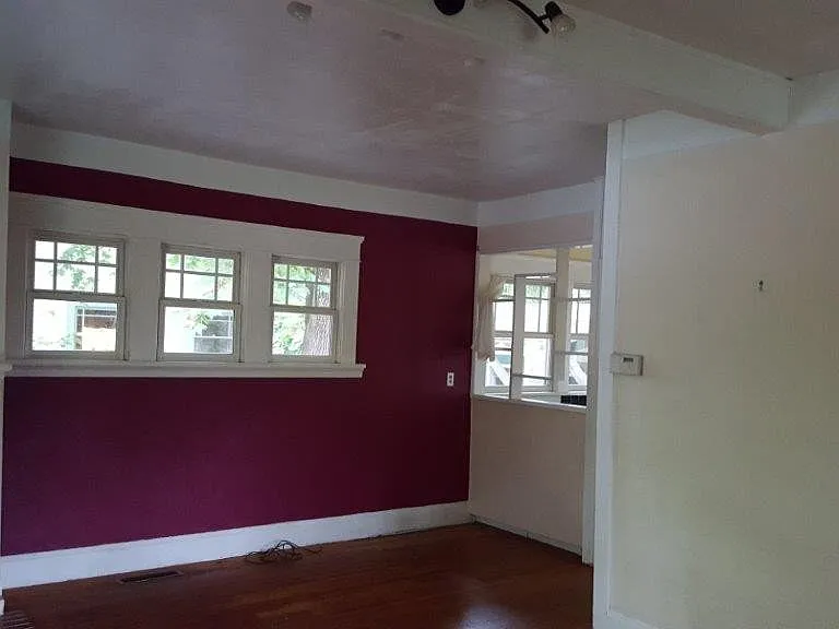 2156 Harris St — Photo 8