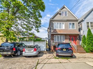 135-137 W 32nd St, Bayonne, NJ 07002