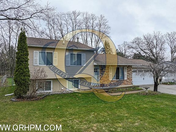5th image of 921 Byram Lake Dr