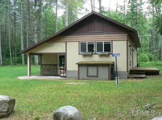 11031 W Lily Lake Rd, Manistique, MI 49854