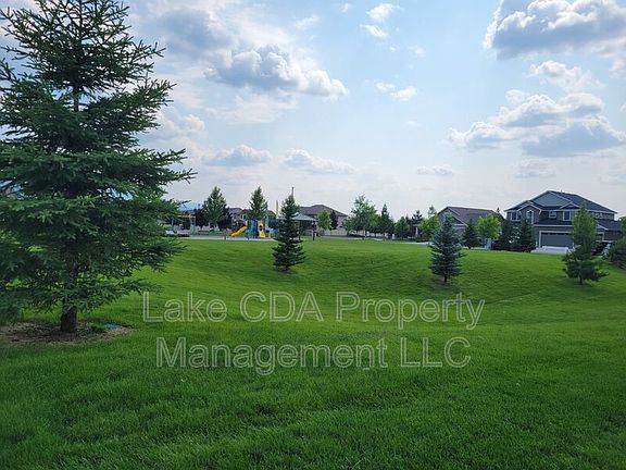 4th image of 2068 W Alsea Ave