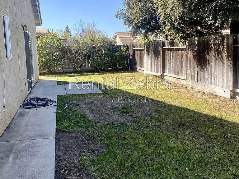 2645 Mira Ct — Photo 17
