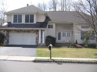 28 Lavender Dr, Princeton, NJ