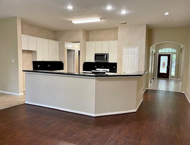 1st image of 3105 Ravens Lake Cir