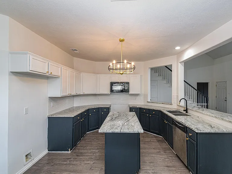 30611 Country Meadows Dr — Photo 4
