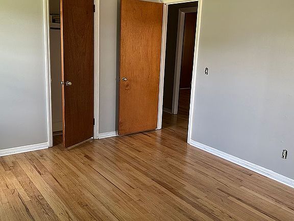 4th image of 7 Wentworth St