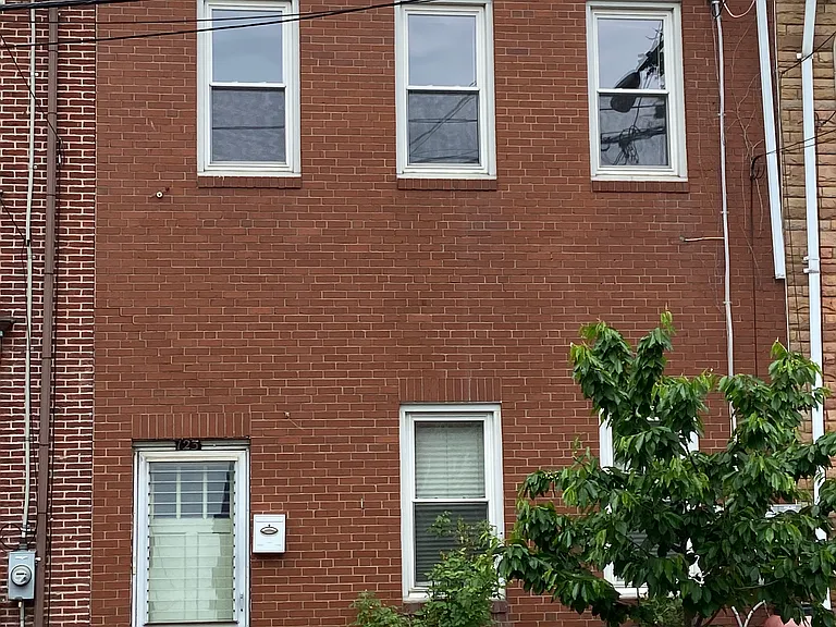 Front of property on 45th.