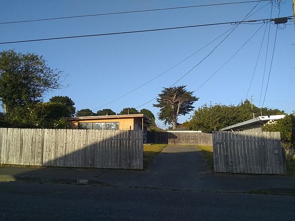 4th image of 3525 Pine St