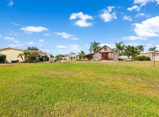 2799 Bay Lake Resort Rd, Polk City, FL 33868