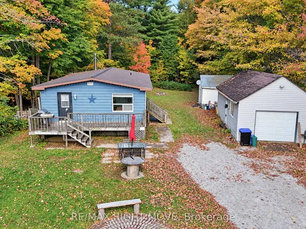 1108 Monck Rd, Ramara, ON L3V 0P6