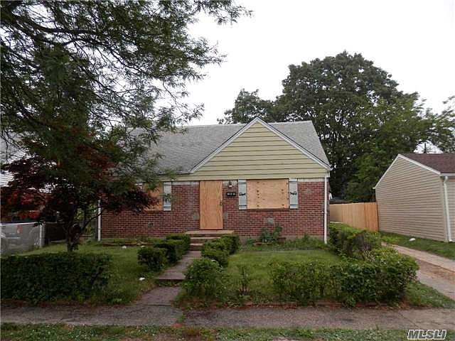 2nd image of 145 W Marshall St